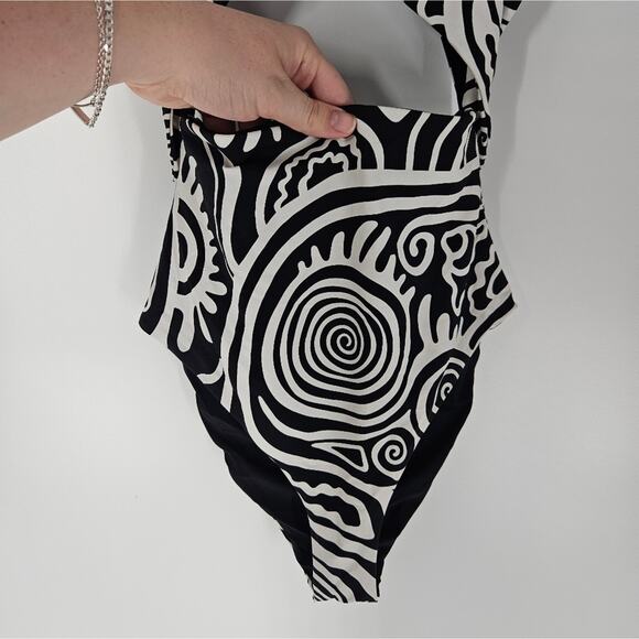 Mara Hoffman Black and White Kia One Piece Swimsuit XS - Picture 4 of 10